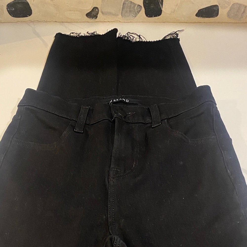 J Brand Black High-Waisted skinny stretch distress bottom Jeans size 24